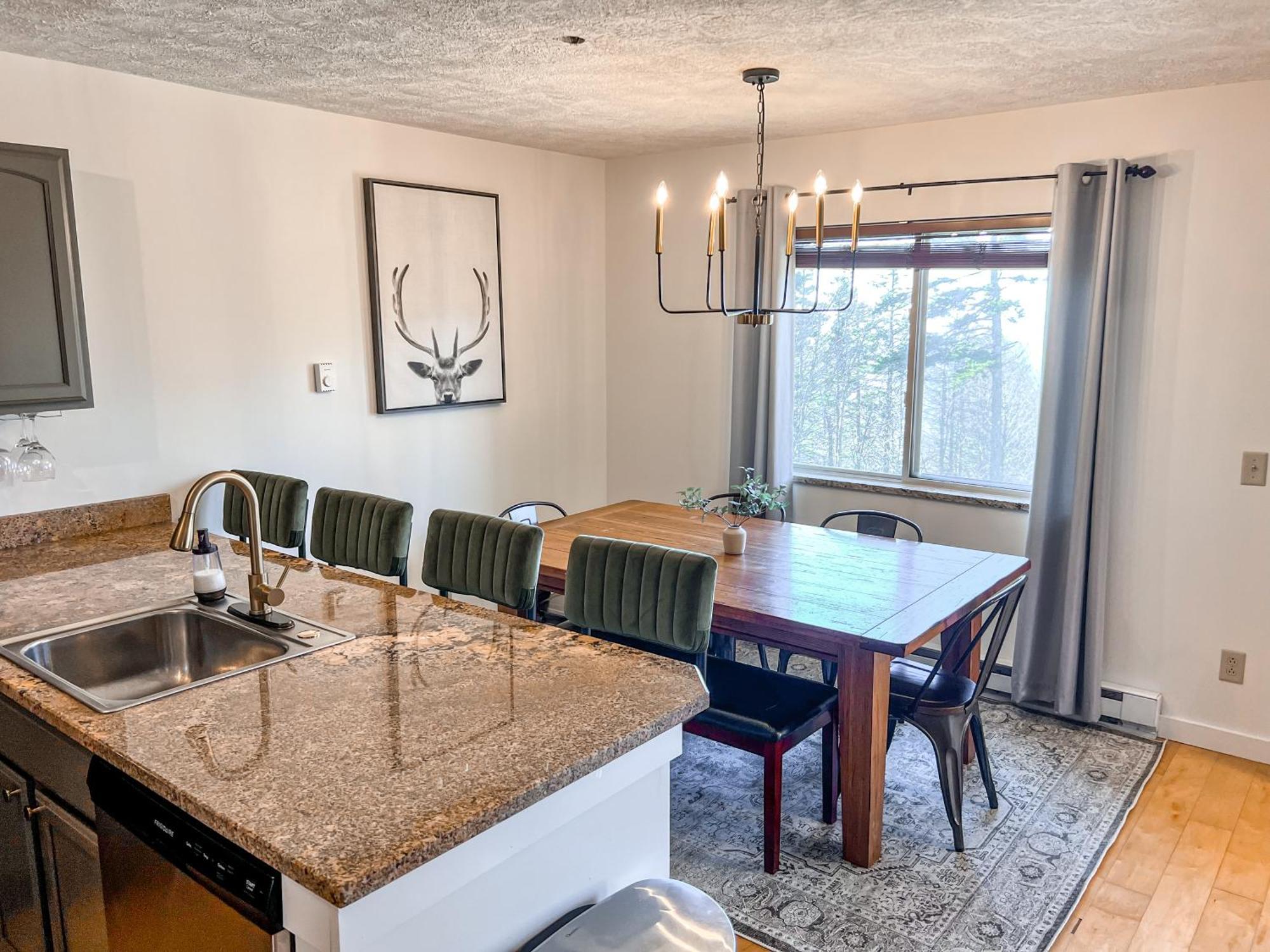 Remodeled Summit Condo At Snowshoe - Modern & Cozy Εξωτερικό φωτογραφία