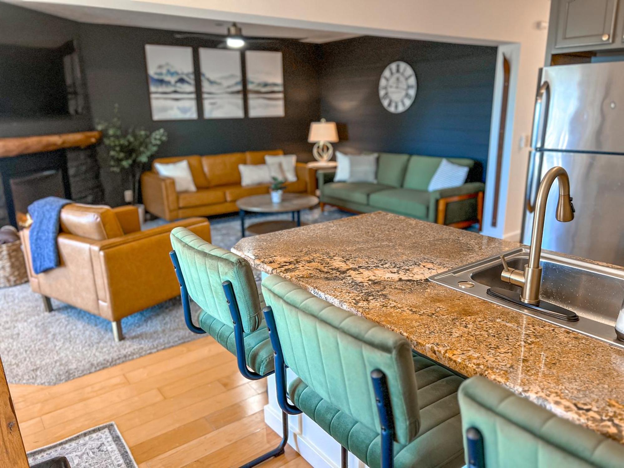 Remodeled Summit Condo At Snowshoe - Modern & Cozy Εξωτερικό φωτογραφία